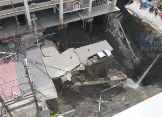 Mass Rapid Transit Authority Contractor Ordered to Fix Bangkok Sinkhole