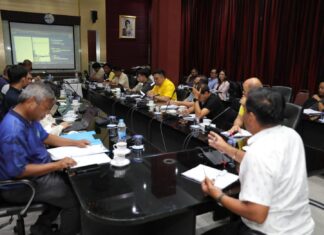 Pattaya Deputy Mayor Chairs Meeting on City Electrical System Upgrades and Smart Traffic Safety Cameras