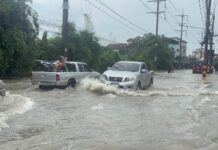 Kraftiga regn förväntas drabba Thailand idag, 58 provinser i fem regioner är i beredskap, Bangkok står inför 70 procents risk för skyfall.