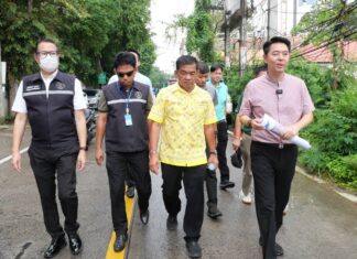 La ciudad de Pattaya inspecciona nuevos terrenos públicos para un proyecto de drenaje que aborde las persistentes inundaciones de Naklua.