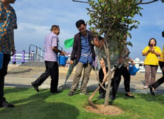 Муниципалитет Шрирача проводит мероприятие по посадке деревьев в честь Национального дня деревьев 2025 года