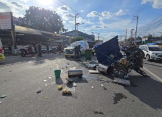 Motorcycle Crashing Into Ice Cream Vendor in Sri Racha Leaves Two People Seriously Injured