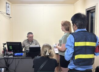 Финские сестры сообщают о краже 2,000 долларов США из дома для отдыха в Паттайе