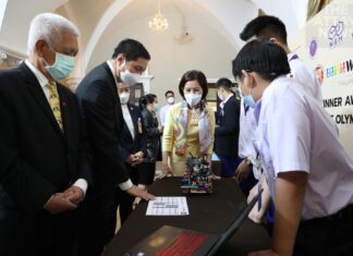 Thai Education Ministry Reverses Ban on Festive School Events Amid Mourning Period