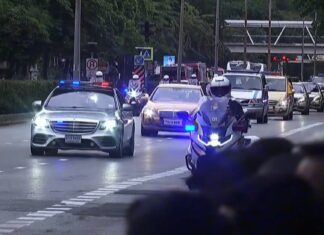 Thailand Mourns as Late Queen Mothers Royal Coffin is Transferred in Solemn Ceremony