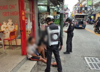 閉店したビアバーでホームレスカップルがわいせつ行為をする動画が拡散し、パタヤに衝撃が走る