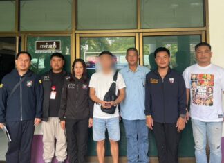Tourist Police Arrest Chinese Man Posing as Guide with Fake ID in Pattaya, Had Overstayed Visa by Nearly 3 Years