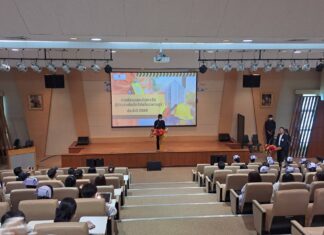 L'hôpital Sriracha organise un exercice d'évacuation incendie dans un immeuble de grande hauteur et un programme de formation