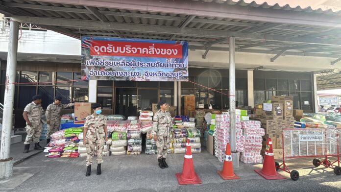 Поток щедрости от Бангламунга и Паттайи: отправлены товары на сумму 850,000 бат пострадавшим от наводнения на юге Таиланда