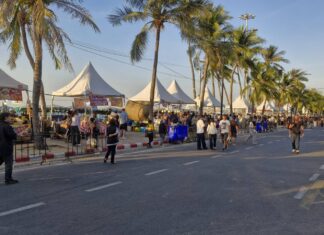 Wielu sprzedawców zgłosiło oszustwo wyrafinowanego oszusta wynajmującego stoiska na festiwalu fajerwerków w Pattayi