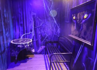 Une nouvelle salle d'évasion ouvre ses portes à Pattaya, en Thaïlande, mettant les visiteurs au défi de résoudre des énigmes et de s'échapper de pièces mortelles avant la fin du temps imparti !