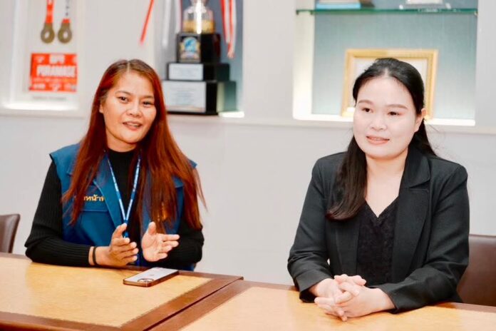 Мэр Паттайи приветствует нового исполняющего обязанности руководителя временного паспортного офиса, обещает более быстрые и плавные услуги