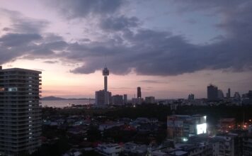 パタヤニュースチームとの毎週の無料コーヒー&ニュースチャットにご参加ください