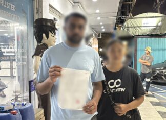 CCTV, 파타야 남부에서 10명 이상의 오토바이 운전자에게 폭행당하는 파키스탄 DJ의 잔혹한 폭행 장면 포착