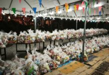 シスター・ノイ、パタヤ警察と諮問委員会を率いて洪水被害を受けたタイ南部への大規模救援活動にあたる