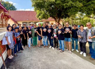 راكبو الدراجات النارية في باتايا يركبون من أجل الخير: مجموعة MC تتبرع بأكثر من 120,000 ألف بات وتساعد في صب فناء خرساني في معبد وات خاو كايو