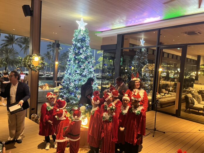Lay Beach Club в Паттайе проводит впечатляющее рождественское мероприятие