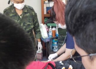 أدان الجيش الملكي التايلاندي بشدة الهجوم الصاروخي الكمبودي من طراز BM-21 الذي استهدف منطقة مدنية في مقاطعة سيسكيت، والذي أسفر عن إصابة أربعة مدنيين.