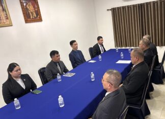 Camboya muestra su disposición a negociar un alto el fuego con Tailandia