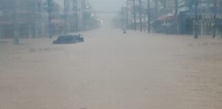 先週のタイ国内トップニュース、ハートヤイの洪水で少なくとも100人の死亡を確認、など