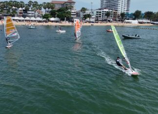 Åpningsseremonien for SEA Games 2025 i Bangkok går som planlagt til tross for grensekonflikter mellom Thailand og Kambodsja