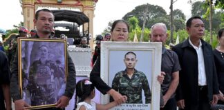 Tailandia rinde homenaje a un soldado caído en medio de los continuos enfrentamientos fronterizos con Camboya