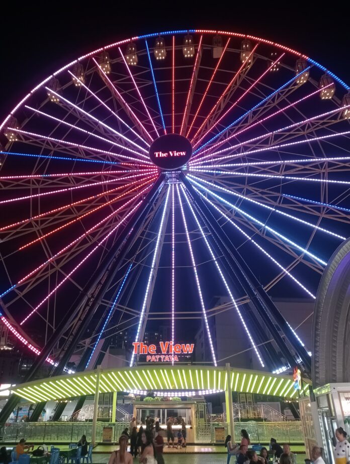 Паттайя представляет новую достопримечательность - официально открыто гигантское колесо The View Pattaya