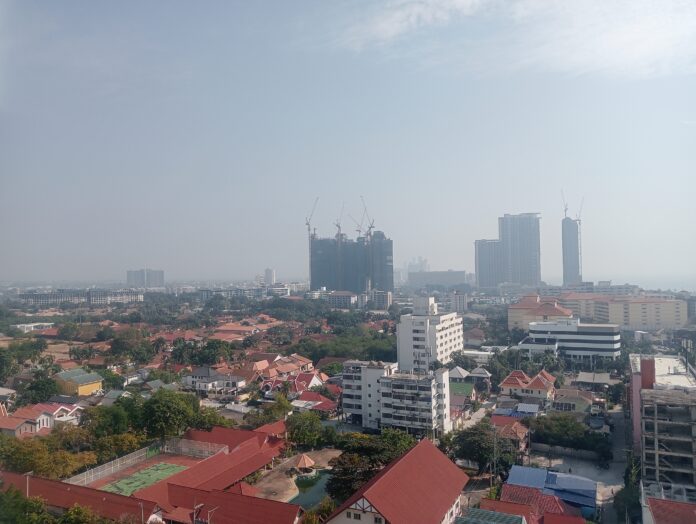 Американец, 69 лет, найден мертвым в ванной комнате отеля в районе Паттайи в результате очевидного странного самоубийства, говорит полиция