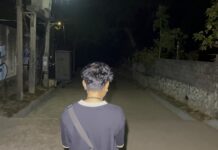 Lokal fiskerkvinne i Pattaya sjokkert etter at naken utenlandsk mann forstyrrer publikum på fiskeplass