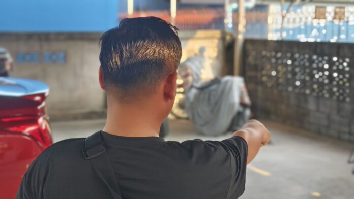 Сотрудник PTT сообщает о краже мотоцикла в служебном жилье в Banglamung, призывает к действиям полиции