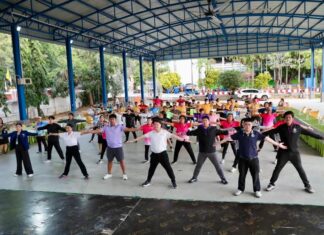 В Паттайе запущена программа аэробики по тайскому боксу для укрепления здоровья населения и сохранения культурного наследия.