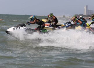 Pattaya Hosts Annual Local Jet Ski and Powerboat Competition at Jomtien Beach