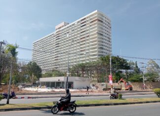 Жители Паттайи требуют ужесточения мер в отношении шумных мотоциклов, нарушающих общественный порядок.