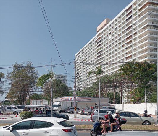 Почтовый ящик читателей: Неэффективность контроля за соблюдением правил дорожного движения и парковки в Паттайе