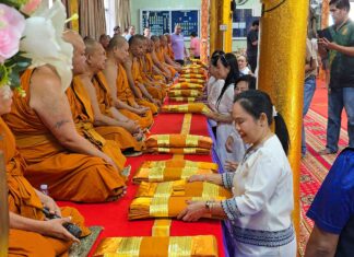 De jaarlijkse Muditajit-ceremonie werd in stijl gehouden in Wat Khao Bunmi Dararam in Huai Yai ter ere van de voormalige abt.