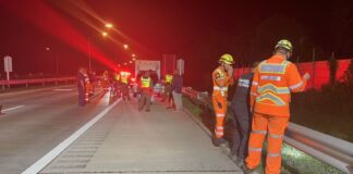 Вооруженный беглец из окрестностей Паттайи сдался властям после целого дня поисков и закрытия школ в округе Патхум Тани.