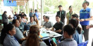 Мэр Паттайи продолжает выездные проверки для мониторинга работы волонтеров здравоохранения в Лаем-Ратчавете.