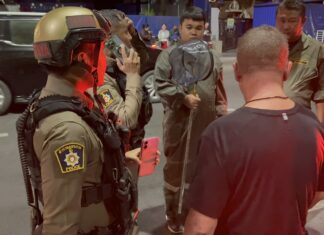 Немецкий турист подвергся нападению и ограблению со стороны группы трансгендерных женщин на пляже в Паттайе.