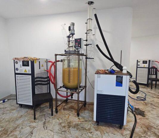 Chinese Nationals Arrested in Pattaya Luxury Home Raid Over Suspected Drug Precursor Production Setup