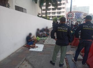 Власти Паттайи продолжают борьбу с бродягами в районе Джомтьен.