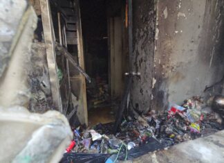 В Шри Раче мужчина предположительно поджег свою собственную комнату.