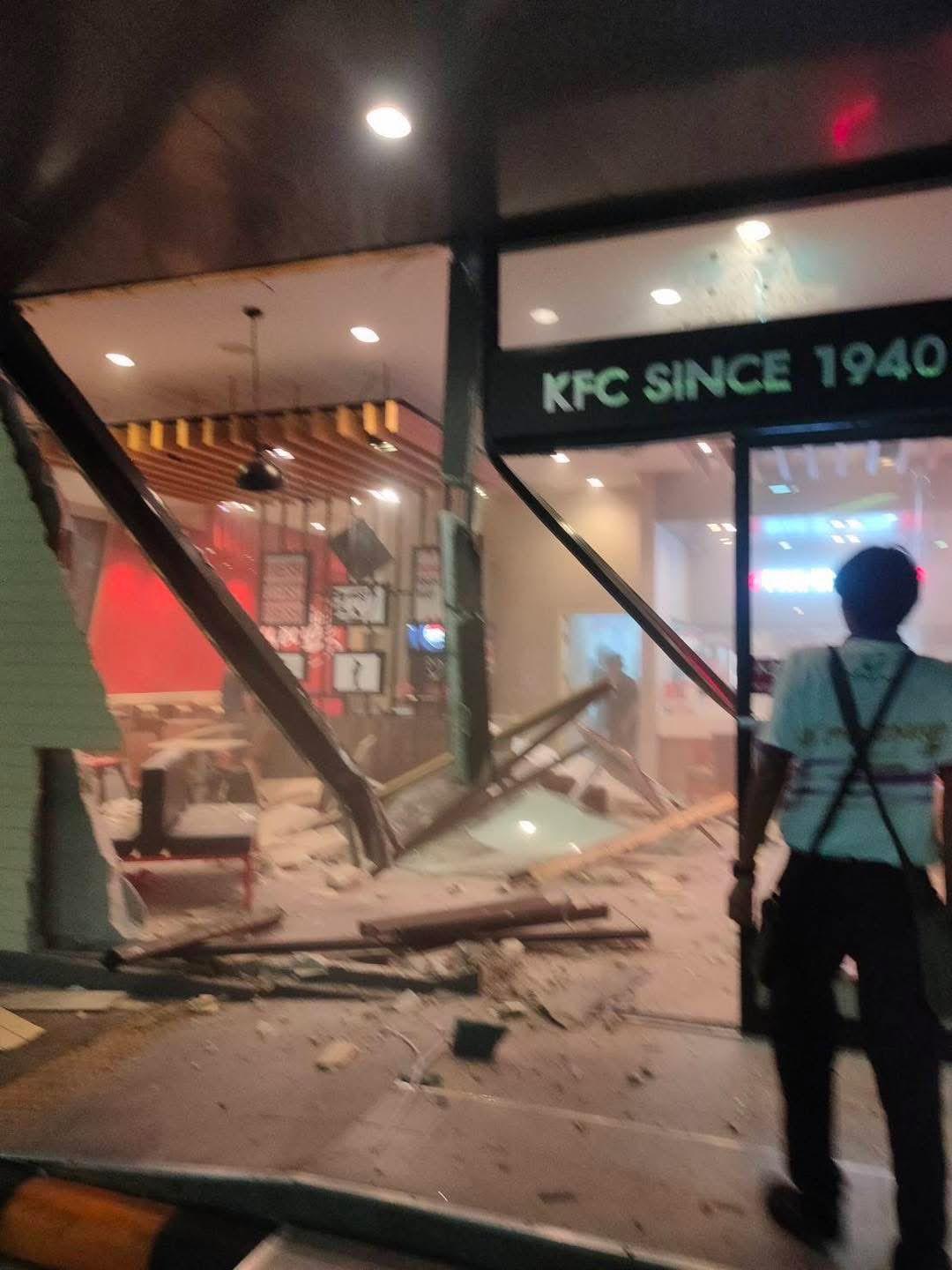 Chinese driver ploughs BMW into KFC restaurant, 12 hurt | News by Thaiger