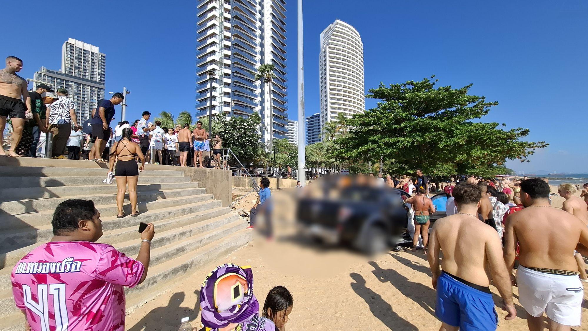 Swedish man crashes truck on Pattaya beach, injures tourist | News by Thaiger