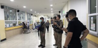 Mistenkt for kinesisk våpen- og eksplosjonslager flyttet ut av intensivavdelingen i Pattaya-sykehuset, fortsatt under streng vakthold.