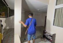 استدعت الشرطة بعد أن دخل رجل مخمور من ذوي الاحتياجات الخاصة منزلاً بالخطأ وأغلق البوابة في باتايا.