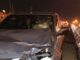 Un conducteur de pick-up, incapable de freiner à temps, tue un homme non identifié qui traversait la route près de Pattaya dans un terrible accident.