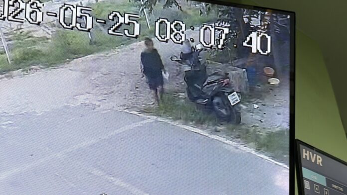 Молодой человек опустошен после утренней кражи мотоцикла около Паттайи; Смелый вор меняет на старый велосипед