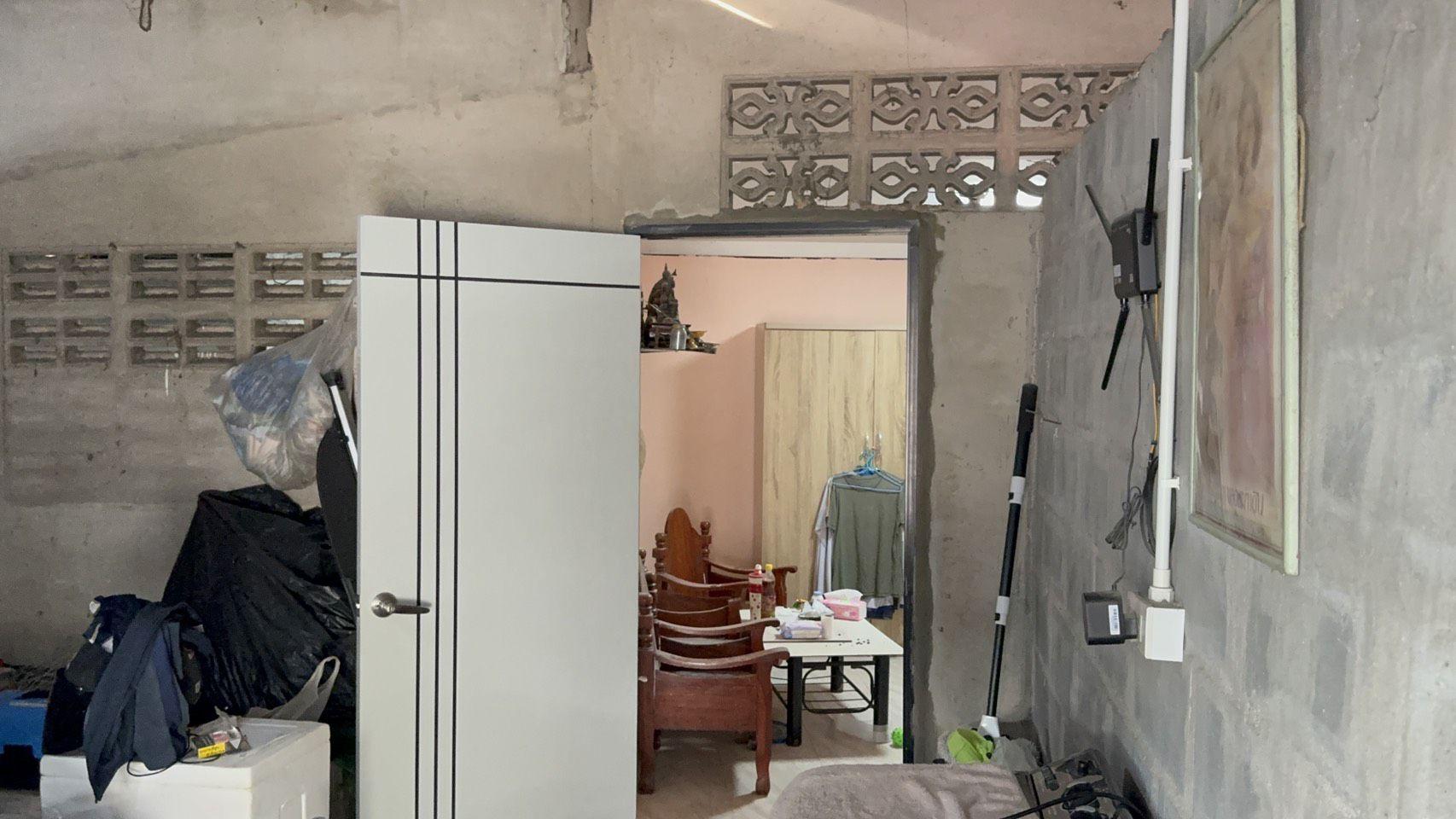 Uncle knifes nephew over handyman choice in Pattaya | News by Thaiger
