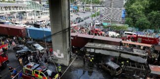 Lokomotivfører testet positivt for narkotika i dødelig jernbaneovergangsulykke i Bangkok; også ansatte i planovergangen siktet