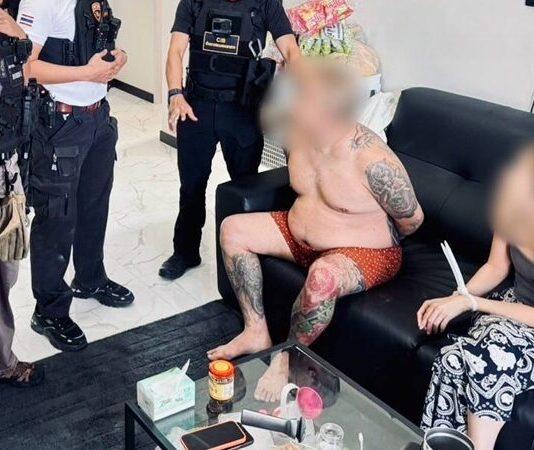 В окрестностях Паттайи арестованы четверо китайских беглецов по обвинению в похищении людей, пытках и насильственном взыскании долгов в Китае.